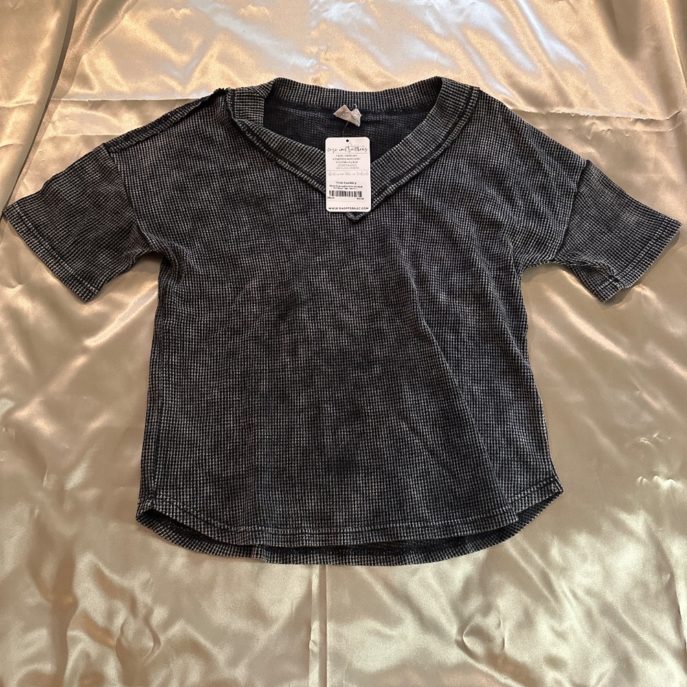 Bundle of 8 Women’s Short Sleeve Tops